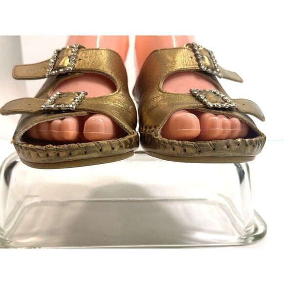 Women's LA PLUME 39 EU 8.5 9 US Gold Metallic Sandals Rhinestone Buckle - Picture 3 of 14